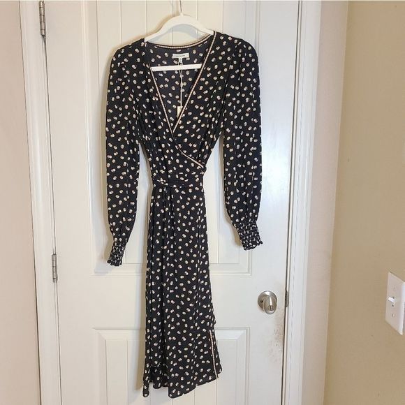 NWT MAX STUDIO Wrap Skirt, Size small - Picture 1 of 7